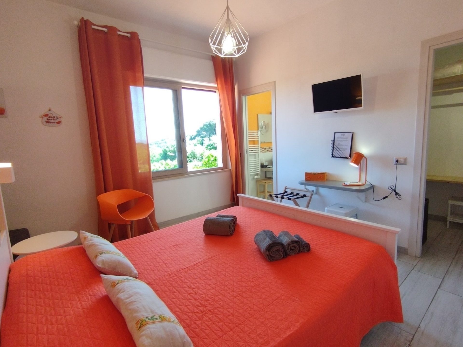 Camera Arancia - Capo al Piano B&B