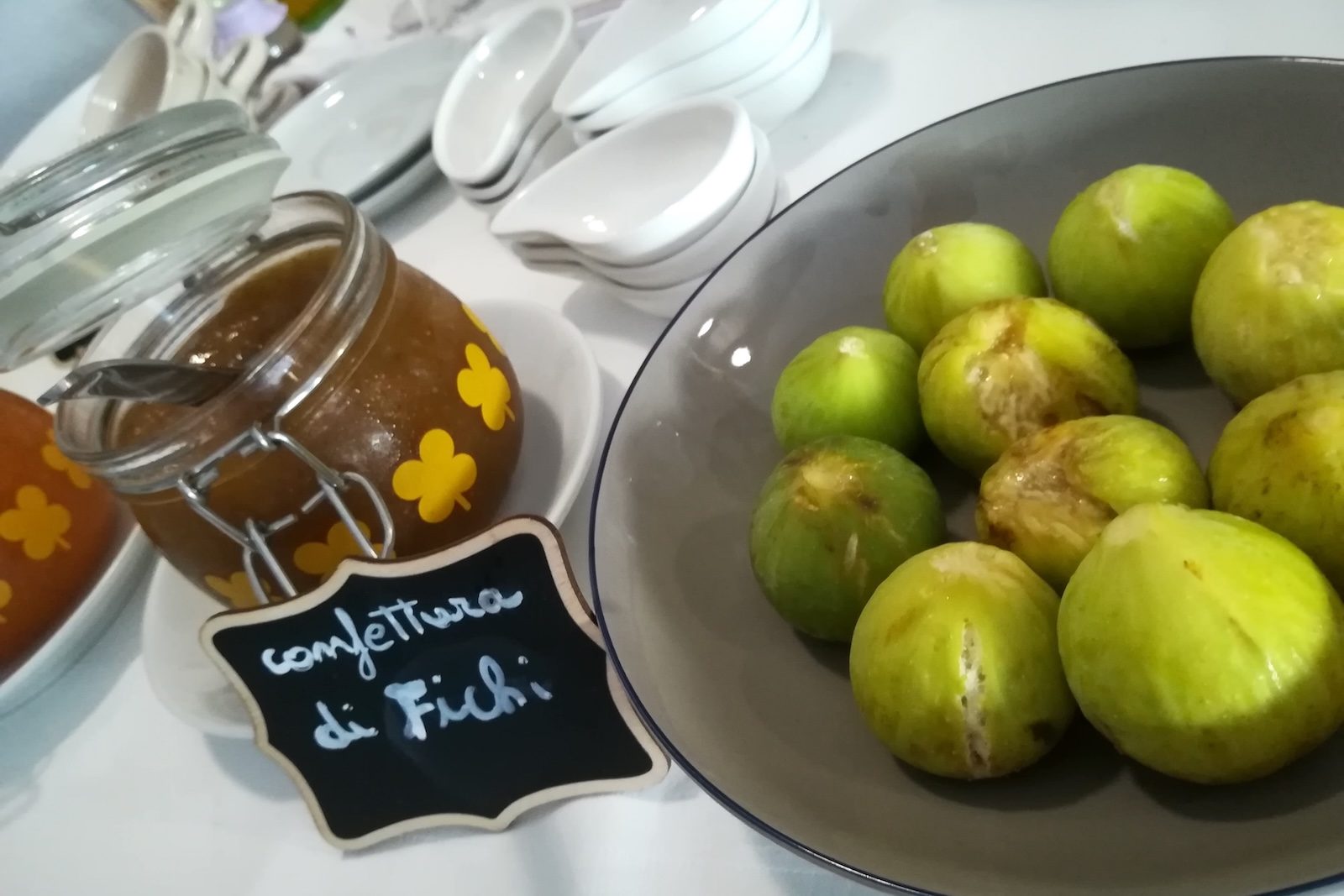 Confettura di fichi a colazione